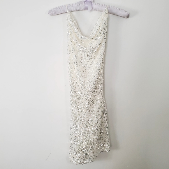 Winona Asha Sequin Mini Dress - Picture 5 of 8